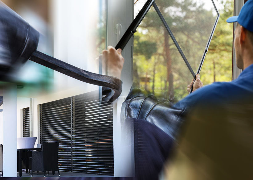 https://www.fensterbau-noss.de/wp-content/uploads/2021/02/80028968_s-schutz.jpg